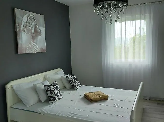 Vikendica Gaj Ferienhaus